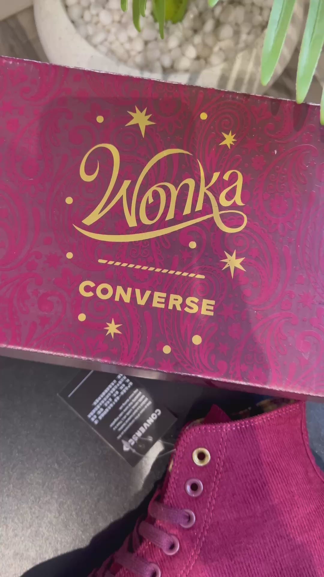 Converse Chuck Taylor All Star 70 x Willy Wonka ‘Burgundy Corduroy’