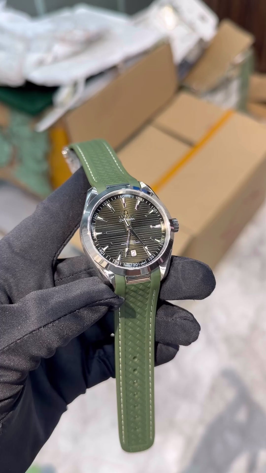 Omega Seamaster Aqua Terra 150M Co-Axial Automatic Green Dial Rubber Strap Men's Watch