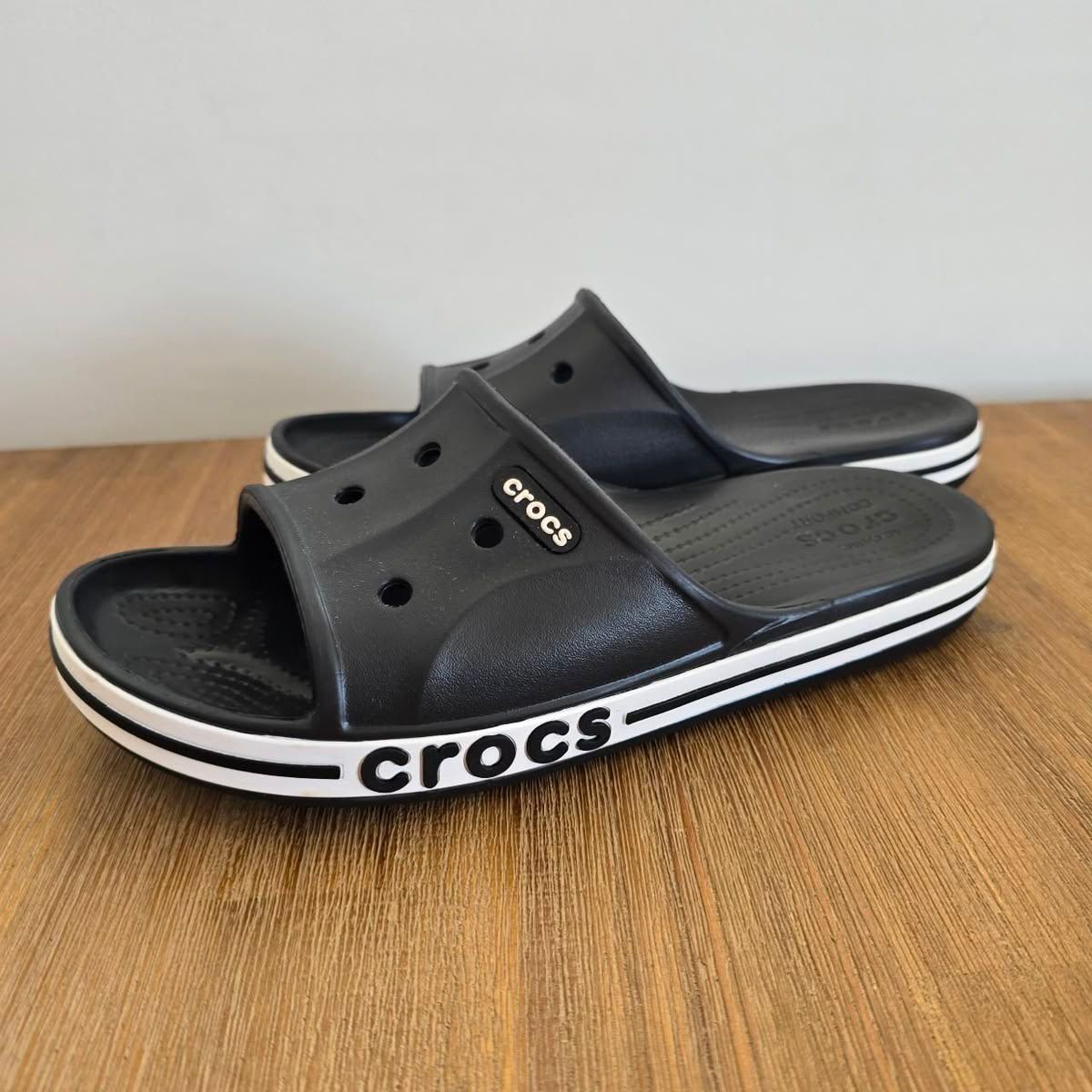 Crocs Bayaband Premium Black White Luxury Comfort Slides