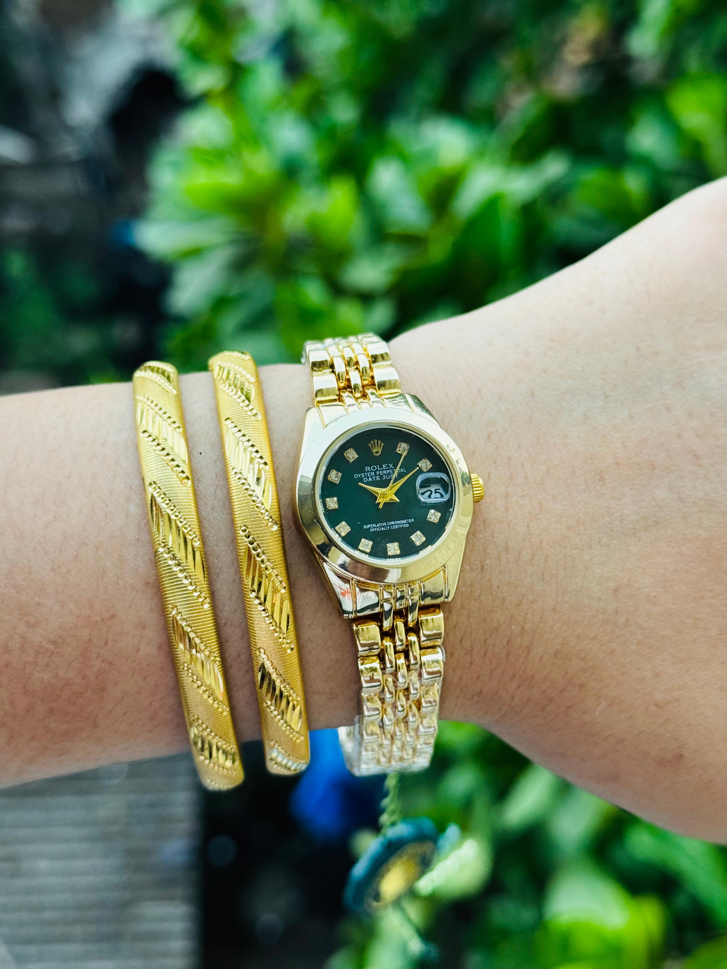 Luxury Diamond Dial Ladies Watch – Silver & Gold Premium Bracelet Collection