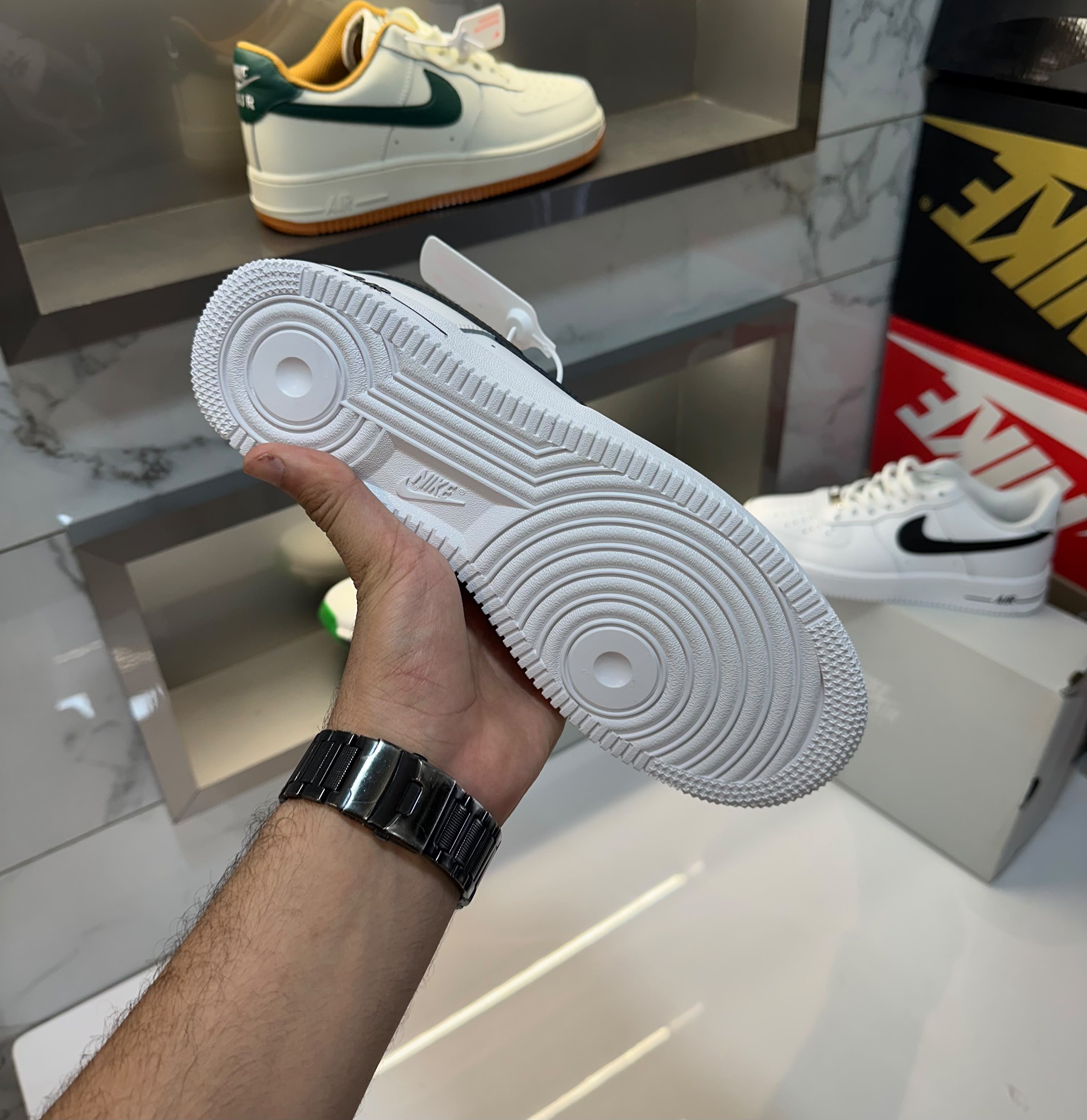 Nike Air Force 1  Low White Black Classic Streetwear Sneakers