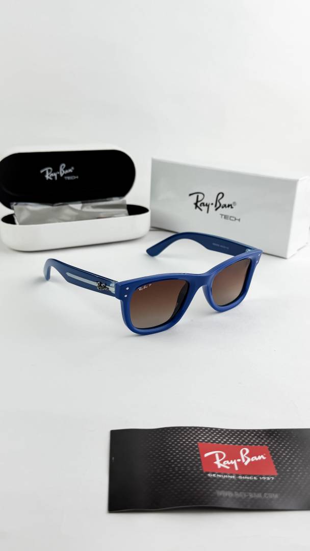 Ray-Ban Scuderia Ferrari Racing Edition Polarized Wayfarer Sunglasses in Matte Blue