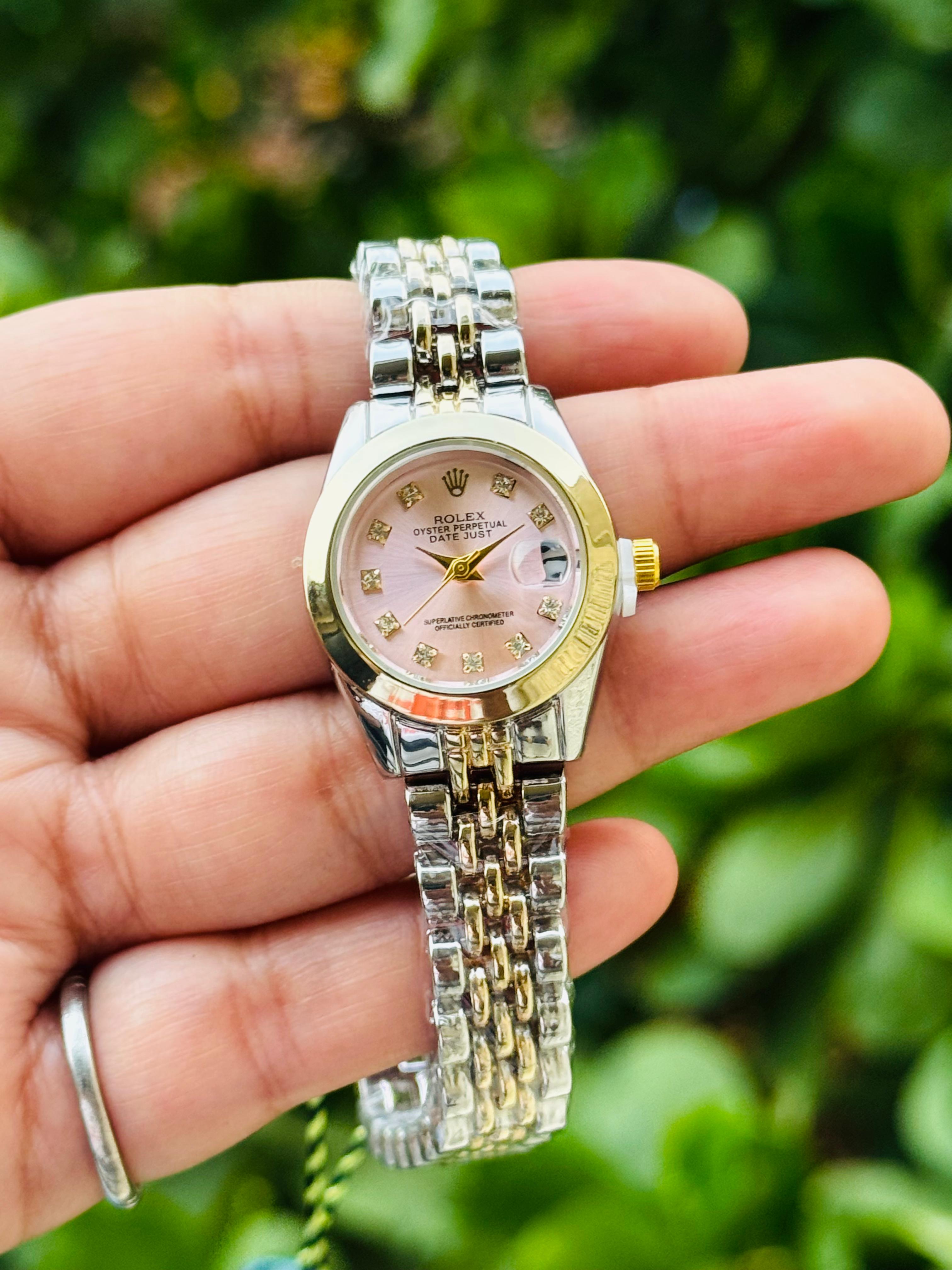 Luxury Diamond Dial Ladies Watch – Silver & Gold Premium Bracelet Collection