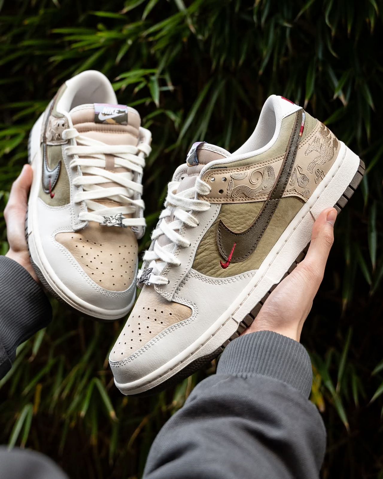 Nike SB Dunk Low SE LNY "Year Of The Horse" Special Edition Sneakers