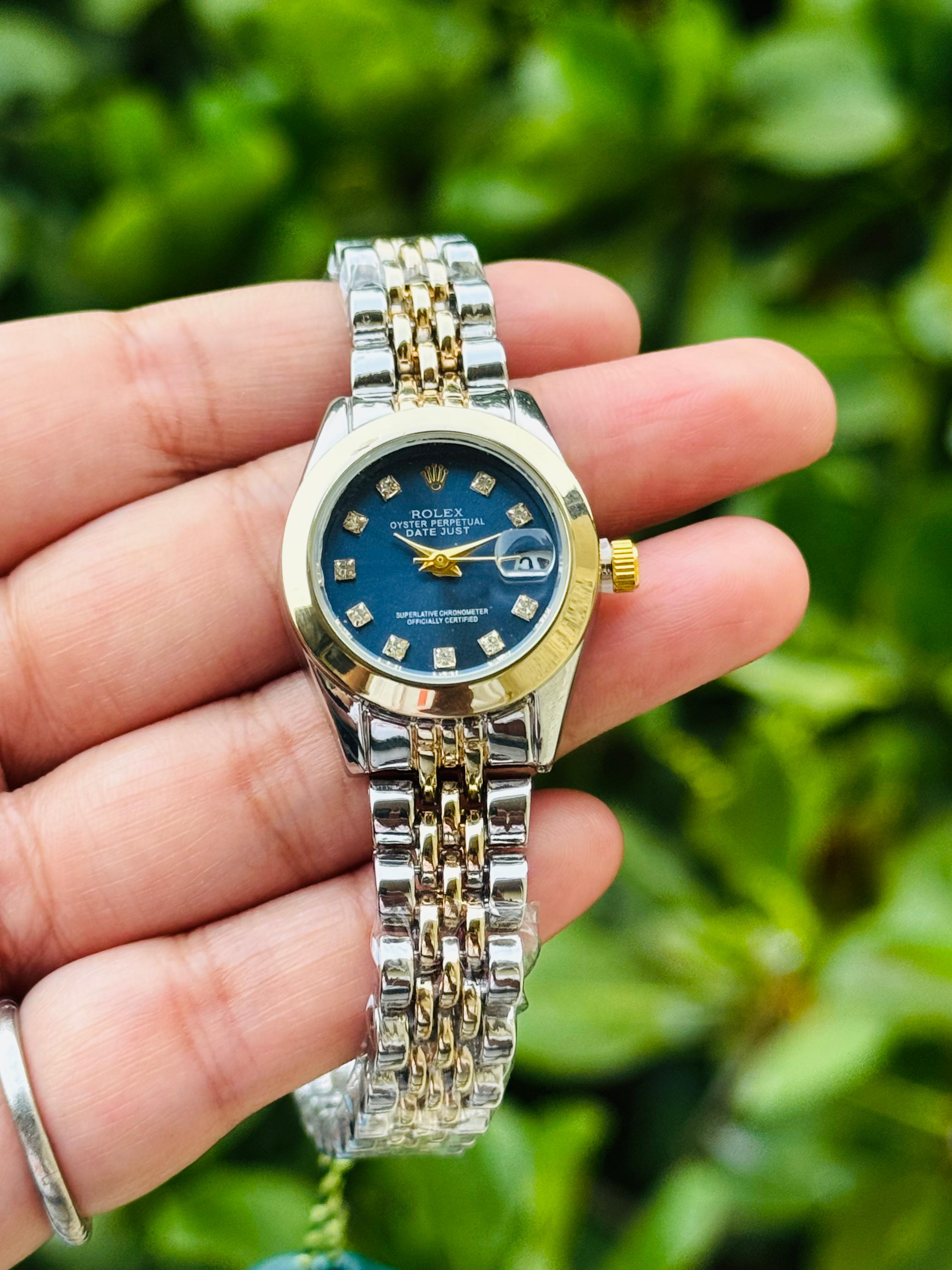 Luxury Diamond Dial Ladies Watch – Silver & Gold Premium Bracelet Collection