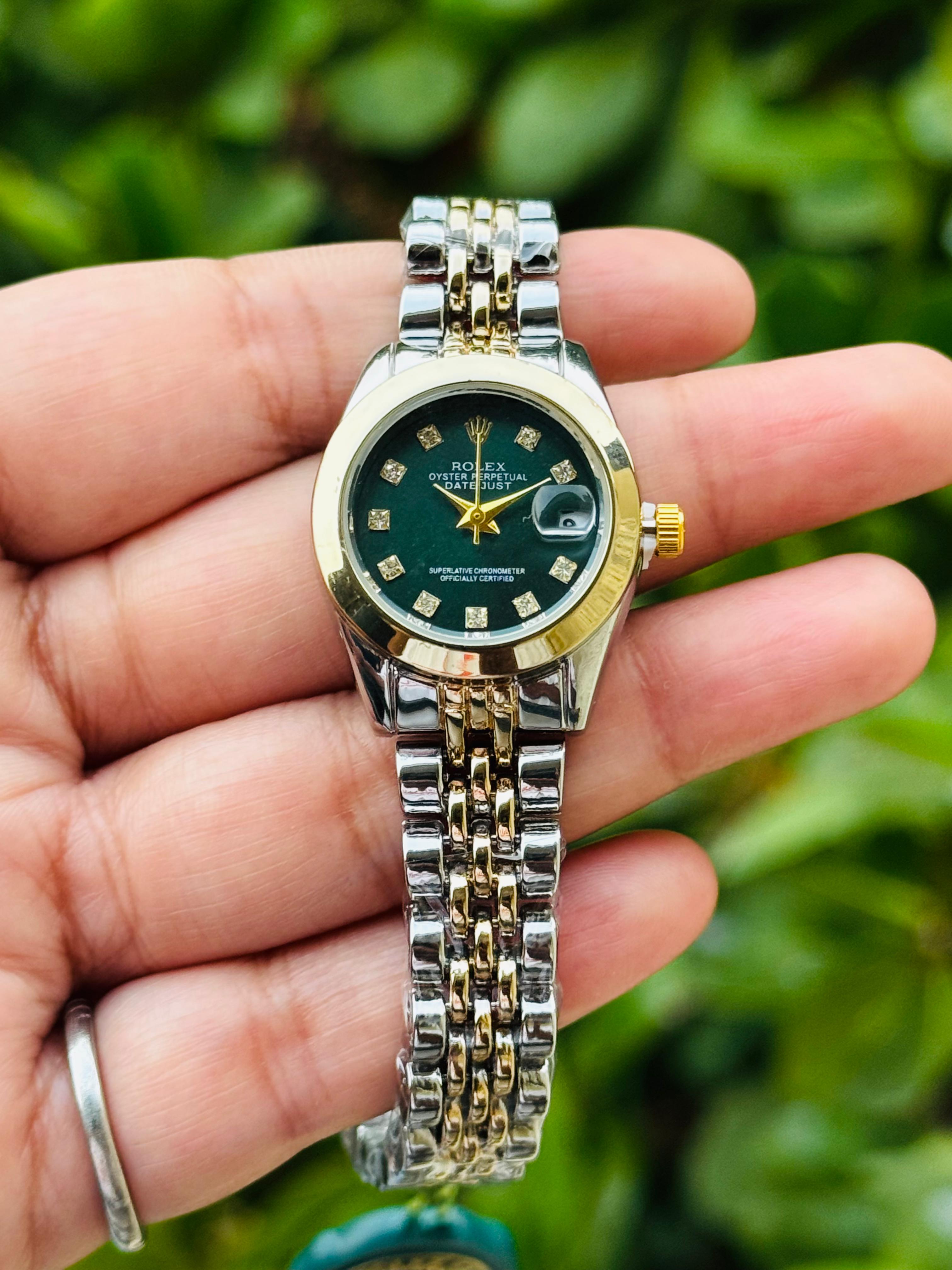 Luxury Diamond Dial Ladies Watch – Silver & Gold Premium Bracelet Collection