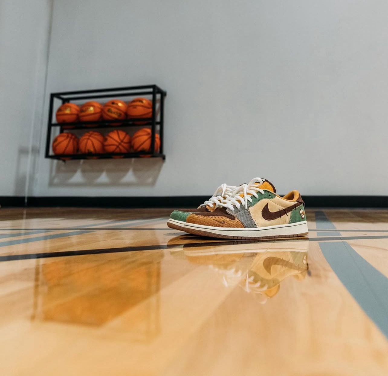 Zion Williamson x Air Jordan 1 Retro Low OG 'Voodoo' Sneakers